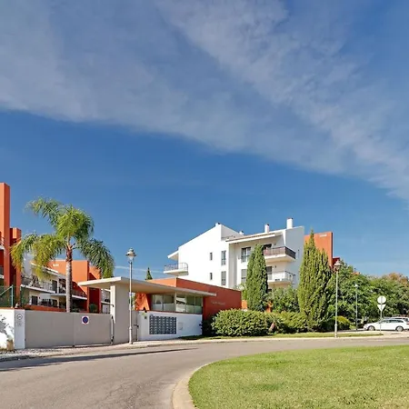 Vilamoura Palm Village With Pool By Homing Apartment